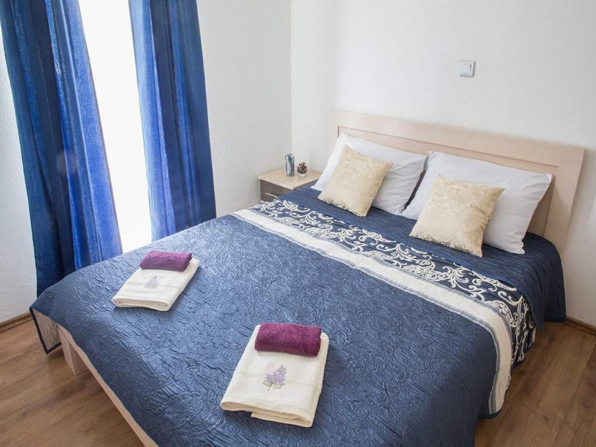 Holiday Home J&D No 2 Подстрана Екстериор снимка